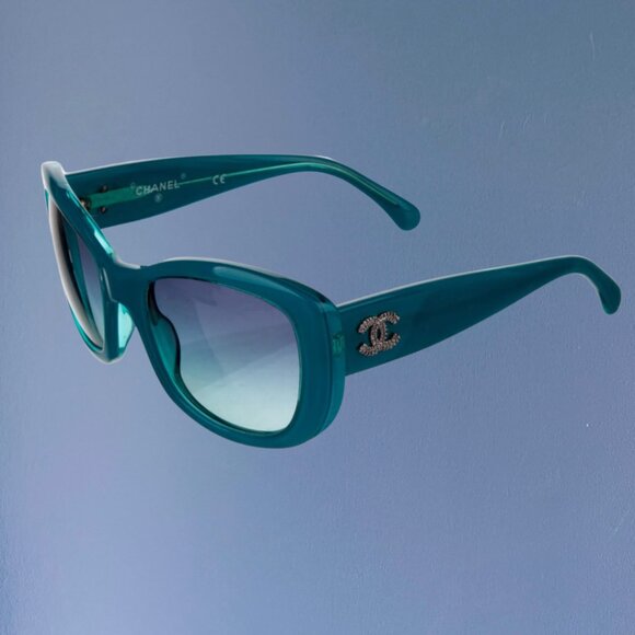 *VINTAGE* Chanel Oversized Cat-Eye Sunglasses I Authenticity pictured - Picture 3 of 6